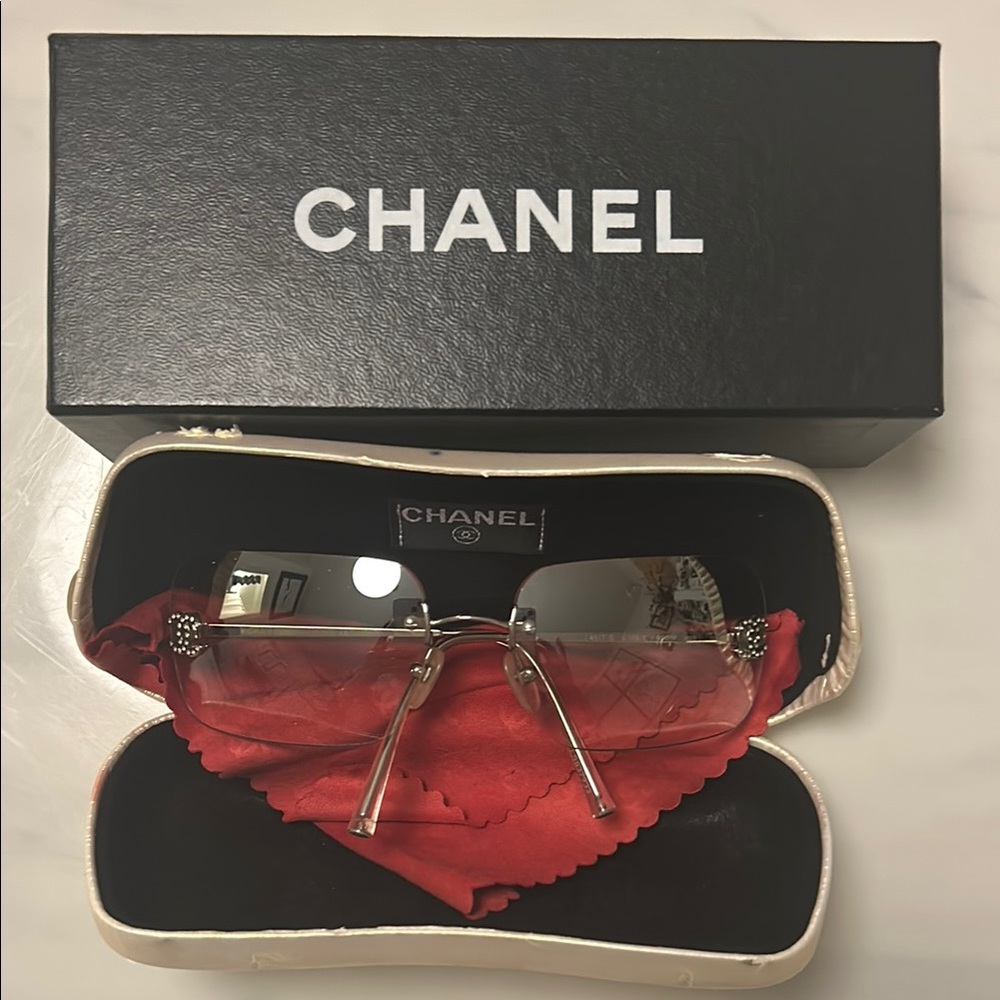Chanel Silver Frameless Glasses
